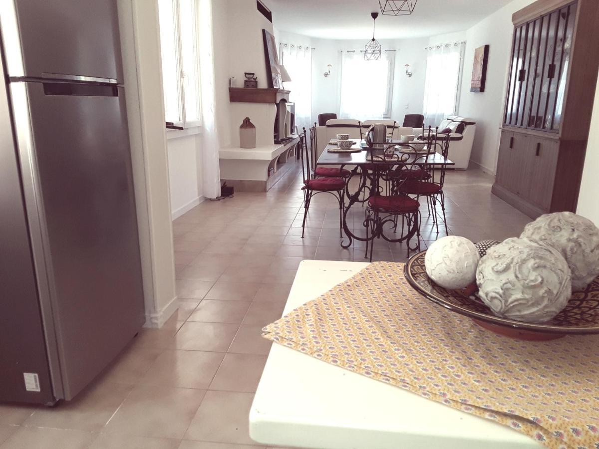 הוילה Travaillan La Bonbonne En Provence מראה חיצוני תמונה