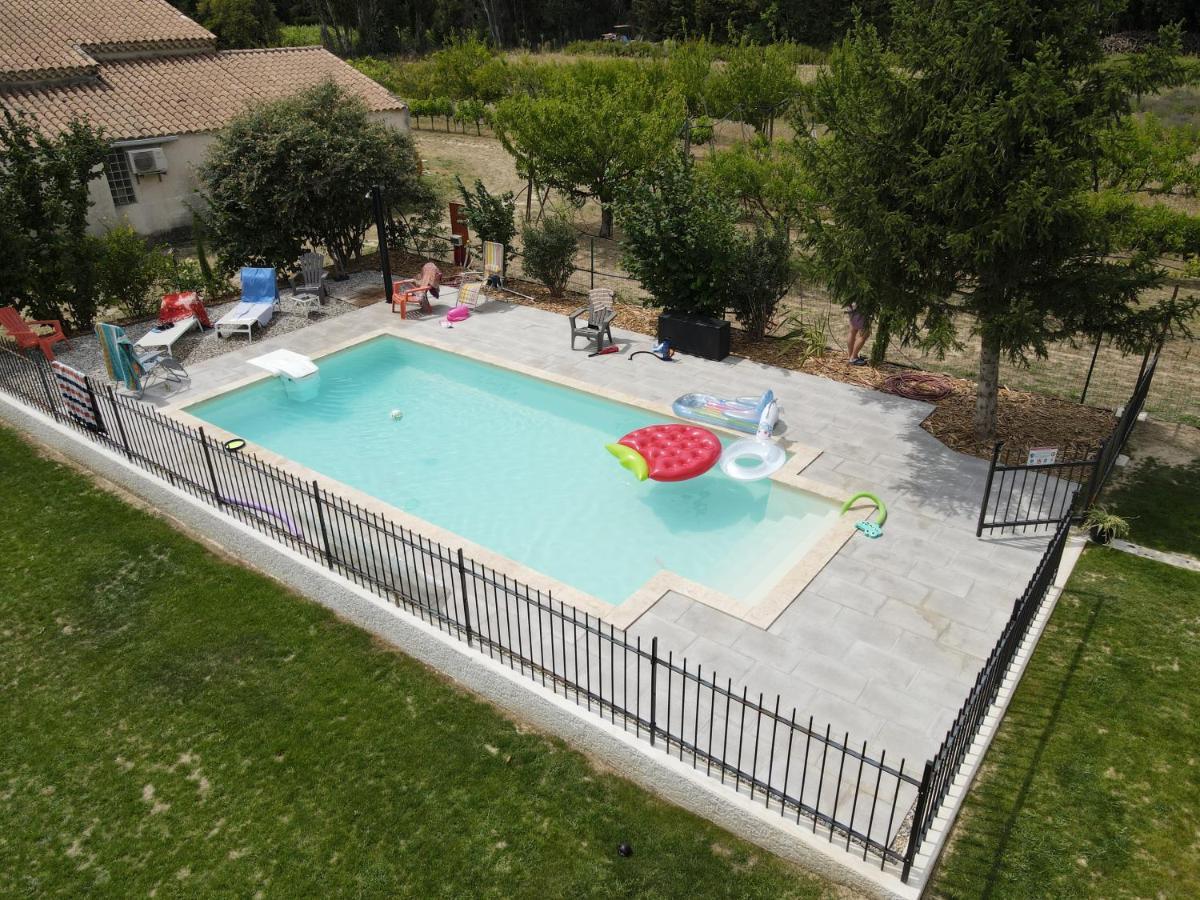 הוילה Travaillan La Bonbonne En Provence מראה חיצוני תמונה